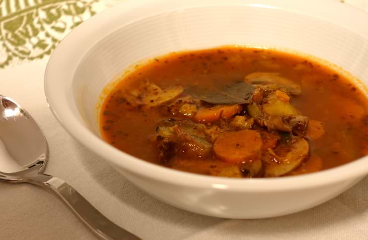 Gulaschsuppe Low Carb